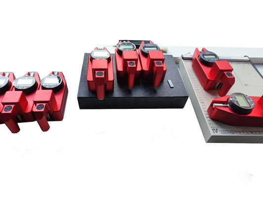 Instruments portables de haute précision pour mesurer l'épaisseur des marquages routiers Ratio de résolution 0,01 mm