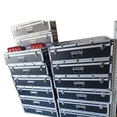 Espace de stockage de données 16G Plus de 200 000 données de test Rétro-réflecteur Mètre Volume total 700 mm X 135 mm X 115 mm et température de couleur 2856 ± 50 K Source lumineuse standard A