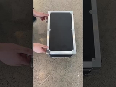 Rétro-réflecteur pour la marquage routier